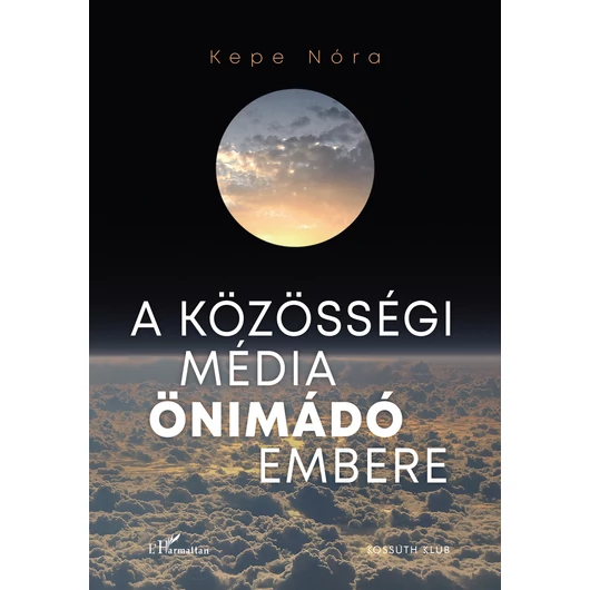 A közösségi média önimádó embere